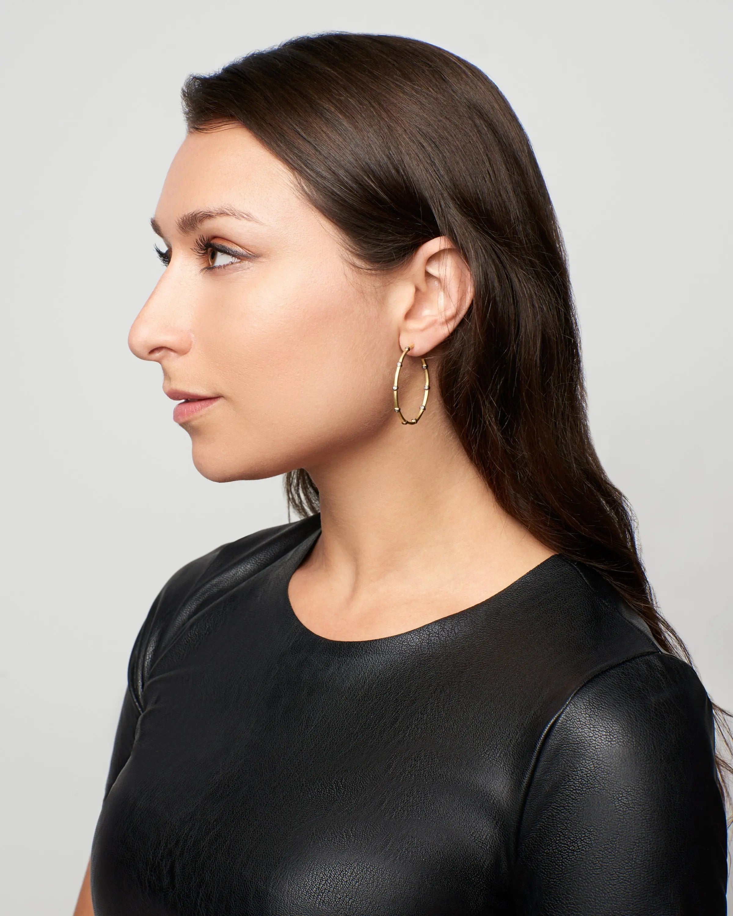 Your Go-To Bezel Hoop FR Signature Reimagined EARRING