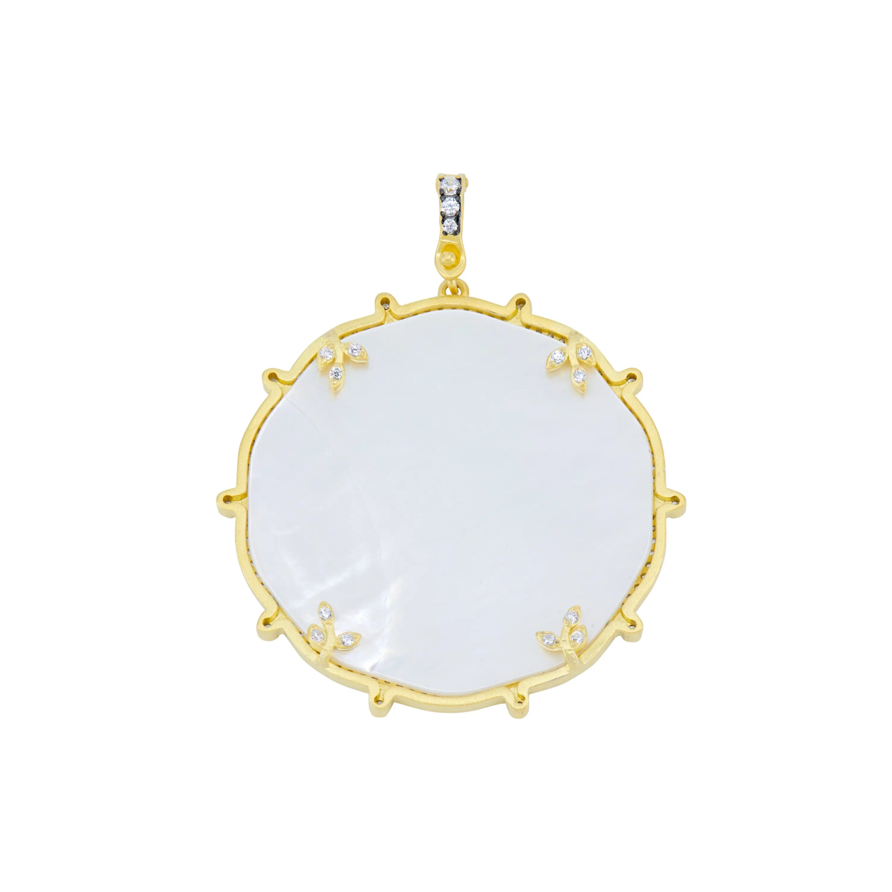 Brooklyn In Bloom Pendant Armor of Hope NECKLACE