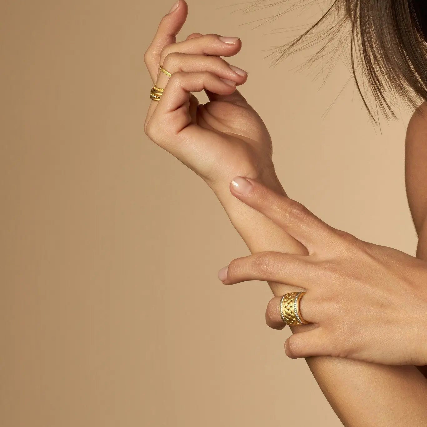 Lattice Motif Wide Band Ring