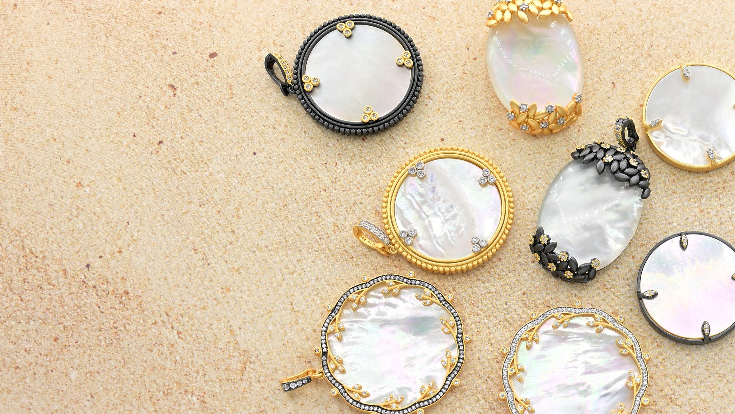 Pendants / Enhancers