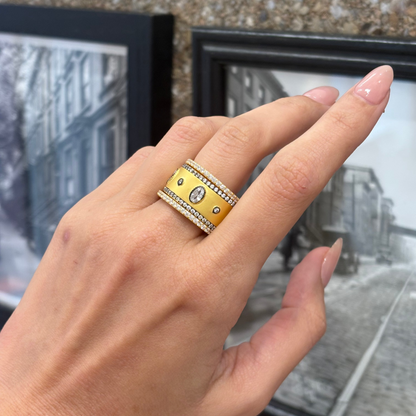 Oval Elegance 3-Ring Stack