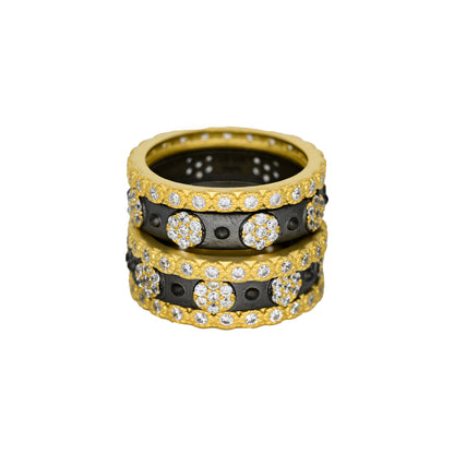 Pavé Medallion 5-Ring Stack