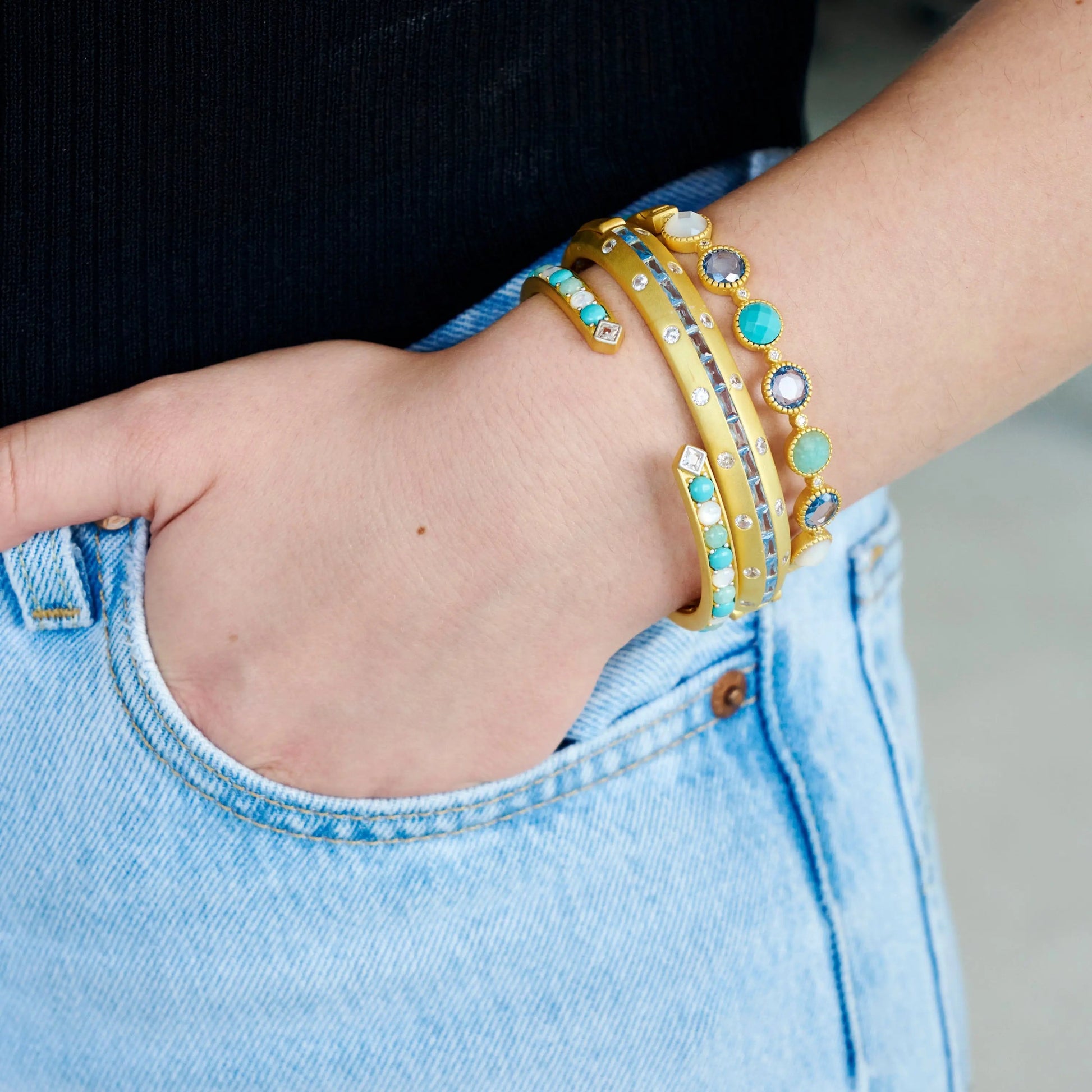  Illuminated Coast Bangle Brooklyn Coast BRACELET