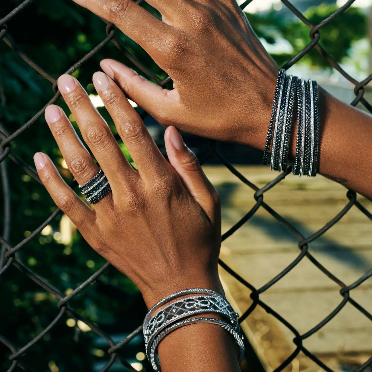  Two-Tone Pavé 5-Stack Bangles FR Vault BRACELET