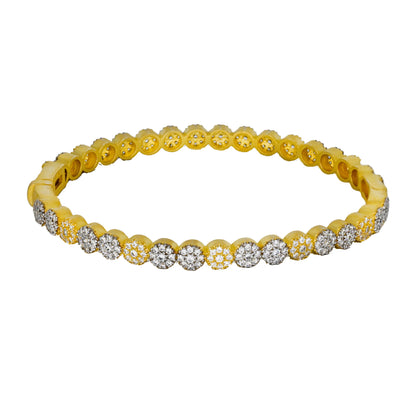 Pavé Circle Motif Bangle