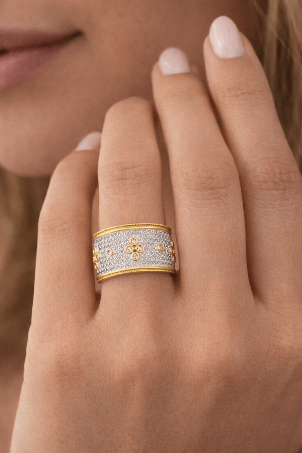 Signature Pavé Clover Wide Band Ring - FREIDA ROTHMAN