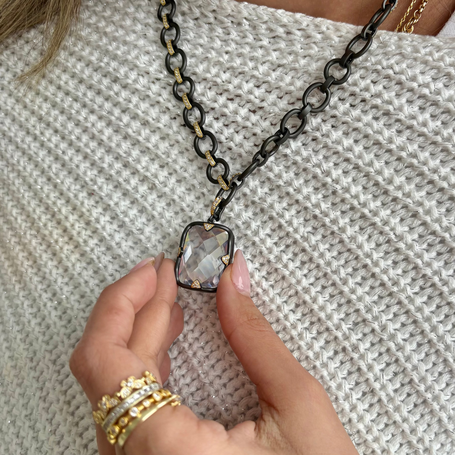 Cushioned Rectangle Rose-Cut Enhancer