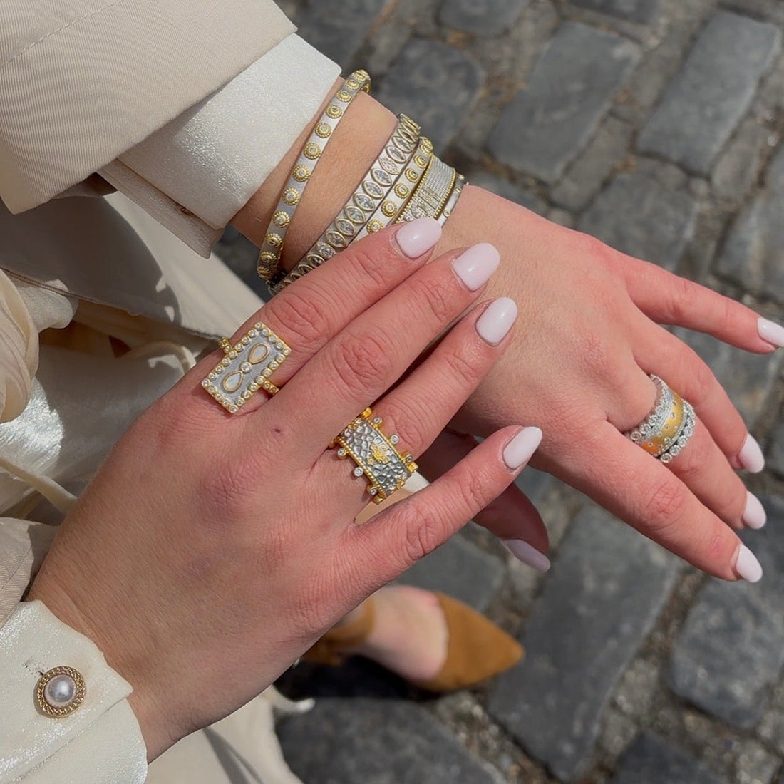 Imperial Fleur de Lis Textured Band Ring