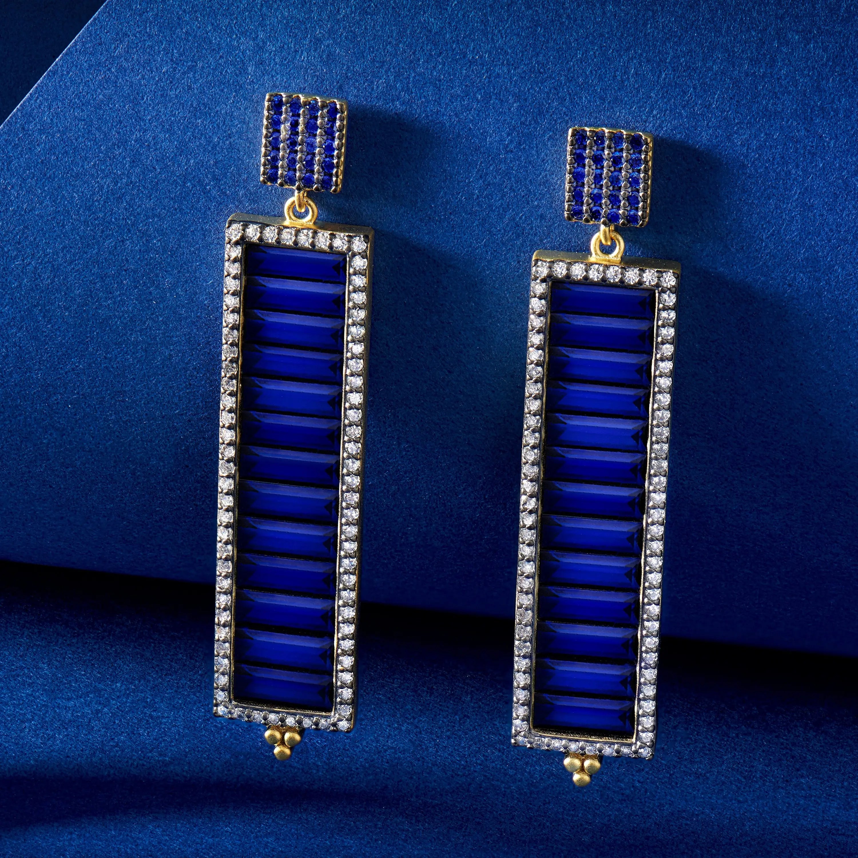 MatteGoldBlack Midnight Baguette Linear Earring Midnight 