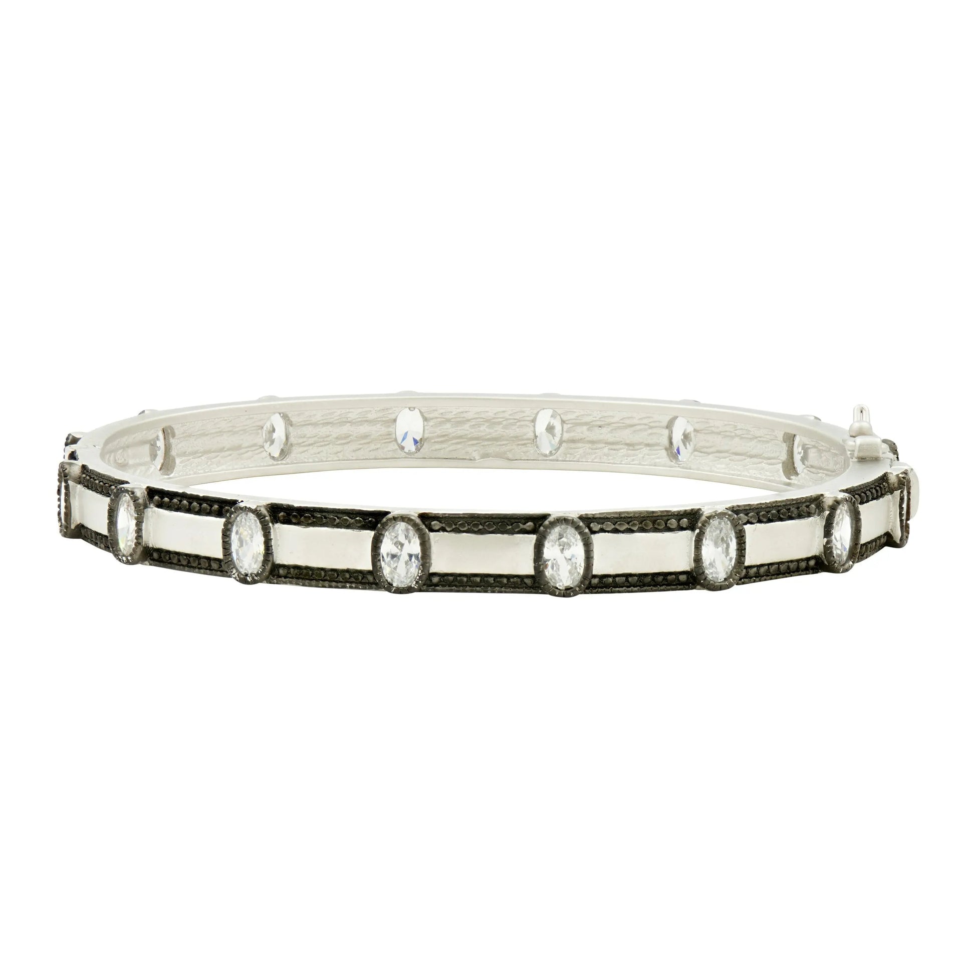  Raindrop Station Hinge Bangle Signature 
