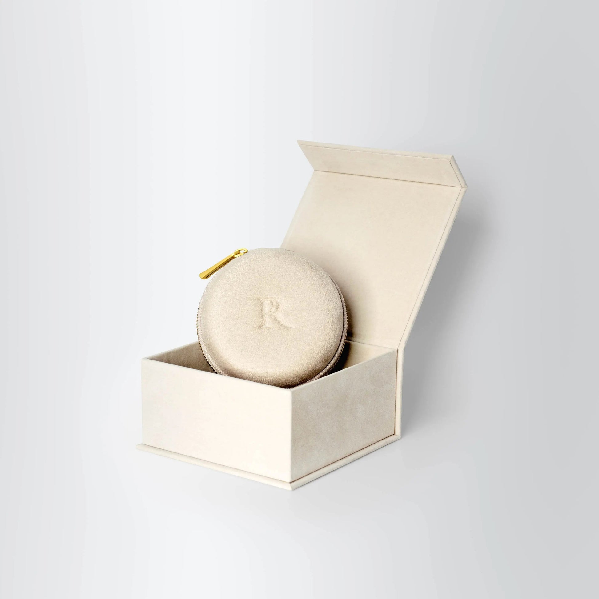  FR Signature Packaging FR Exclusive Suite Box