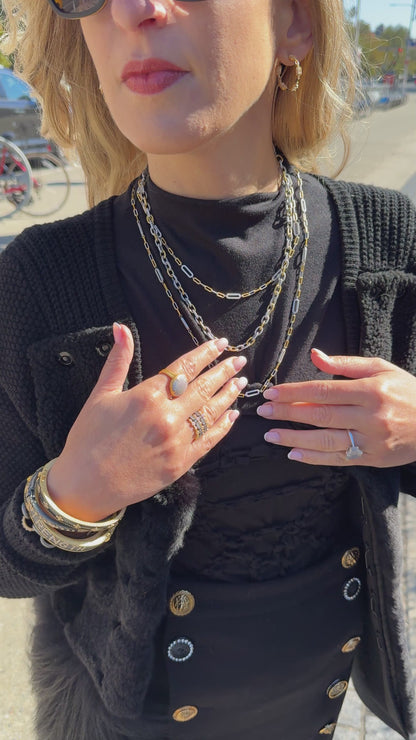 Signature Oval Pavé Station Chain Link Necklace